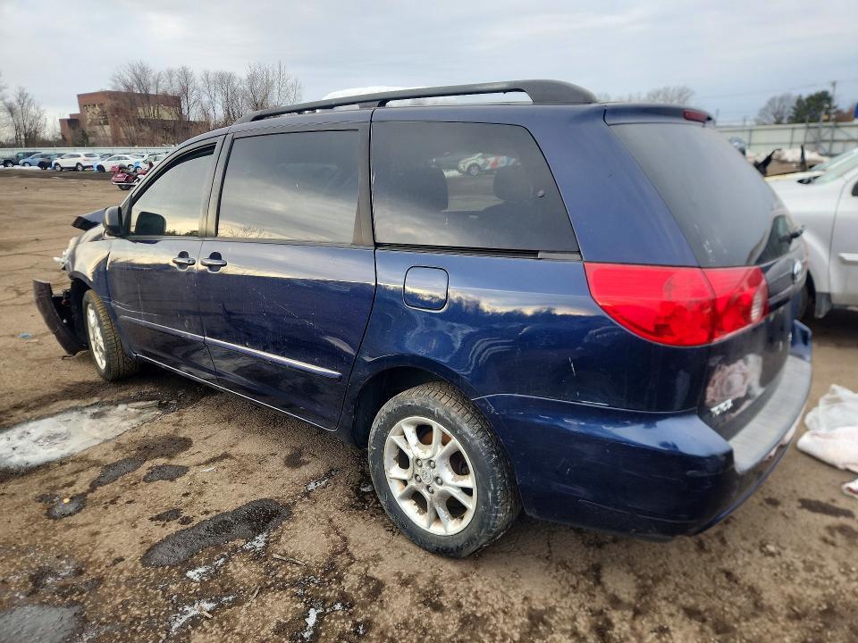 2006 Toyota Sienna l 7-passenger