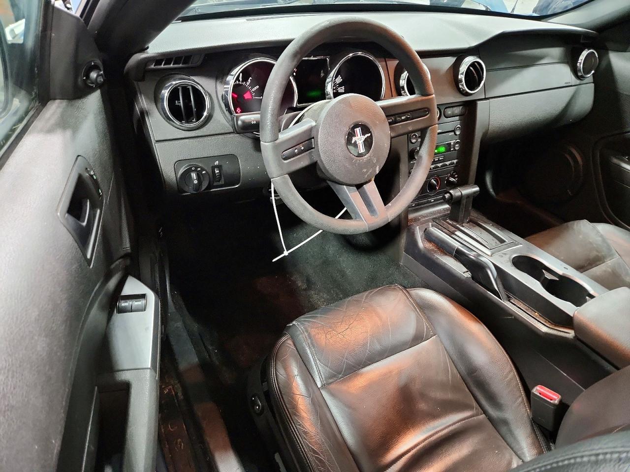 2005 Ford Mustang