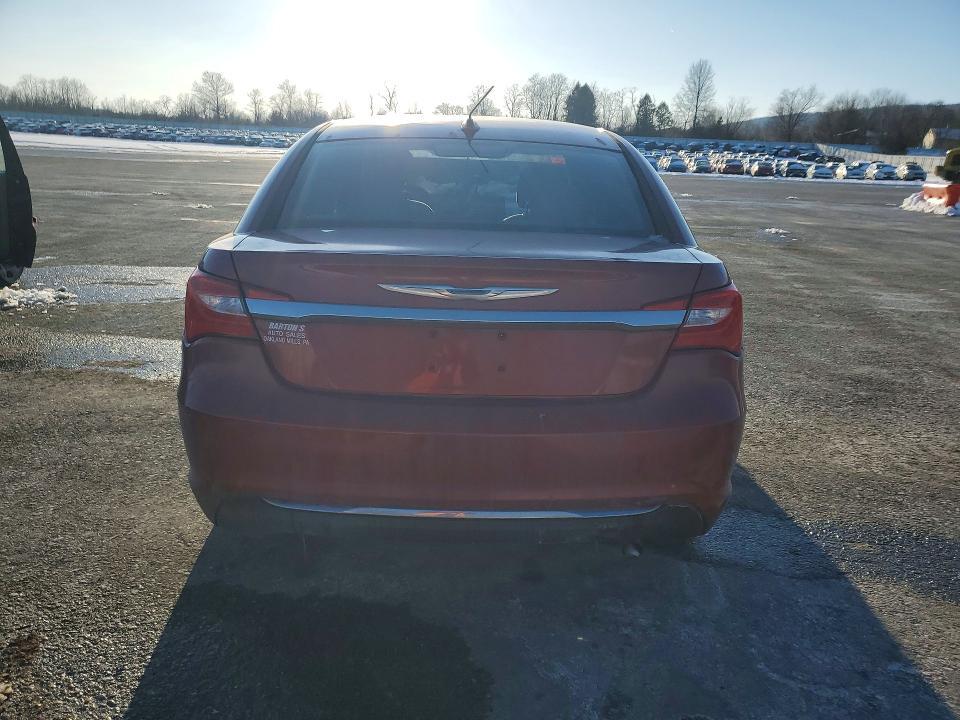2013 Chrysler 200 Touring