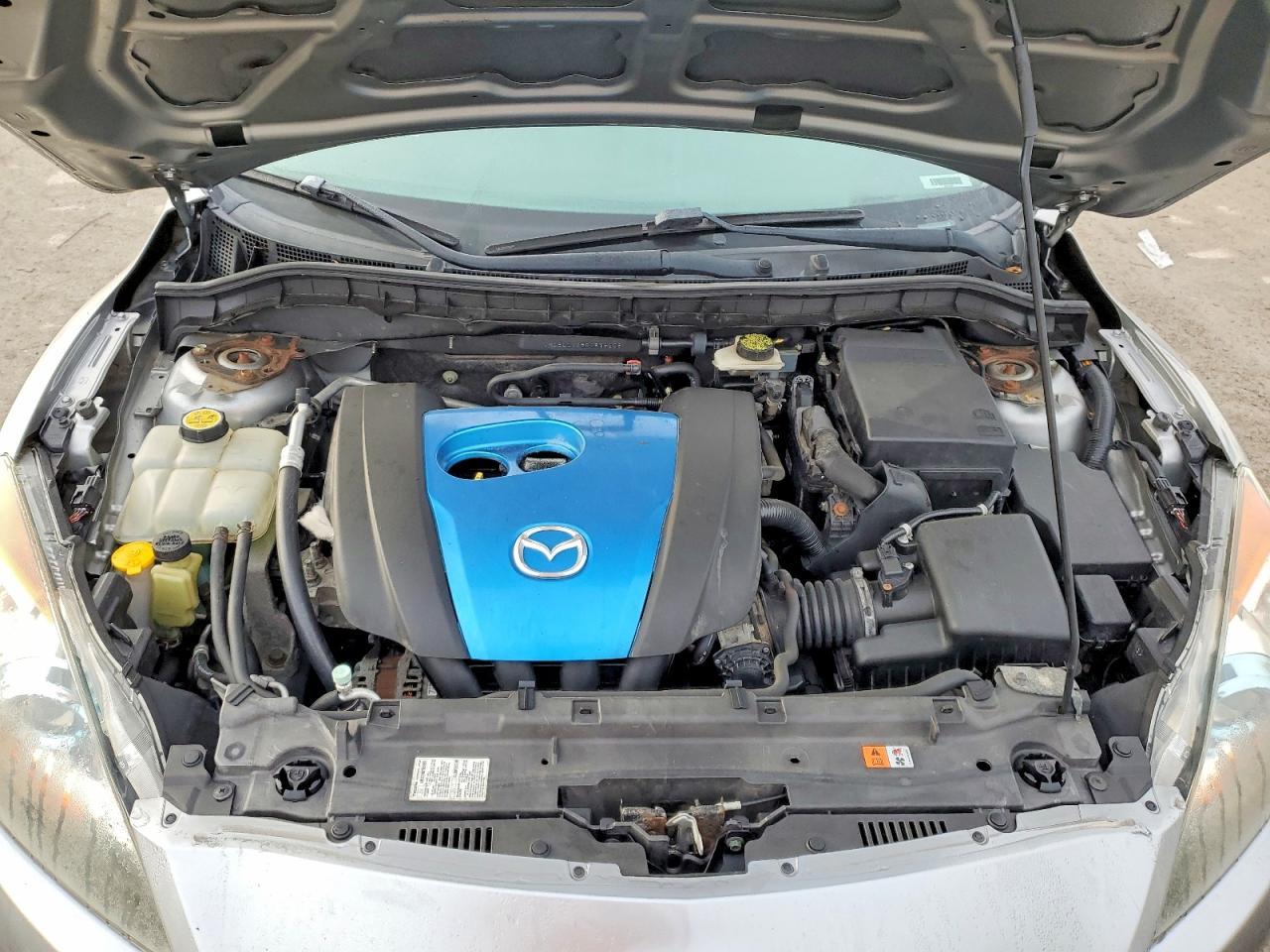 2013 Mazda 3 I