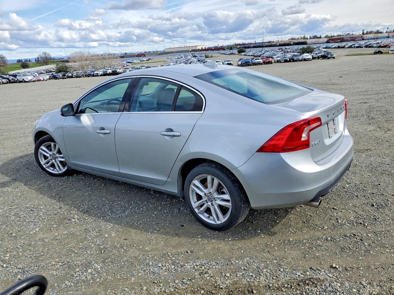 2013 Volvo S60 T5