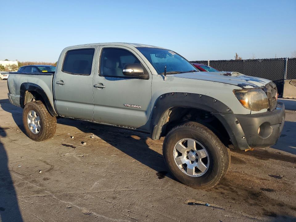 2007 Toyota Tacoma Double cab Prerunner