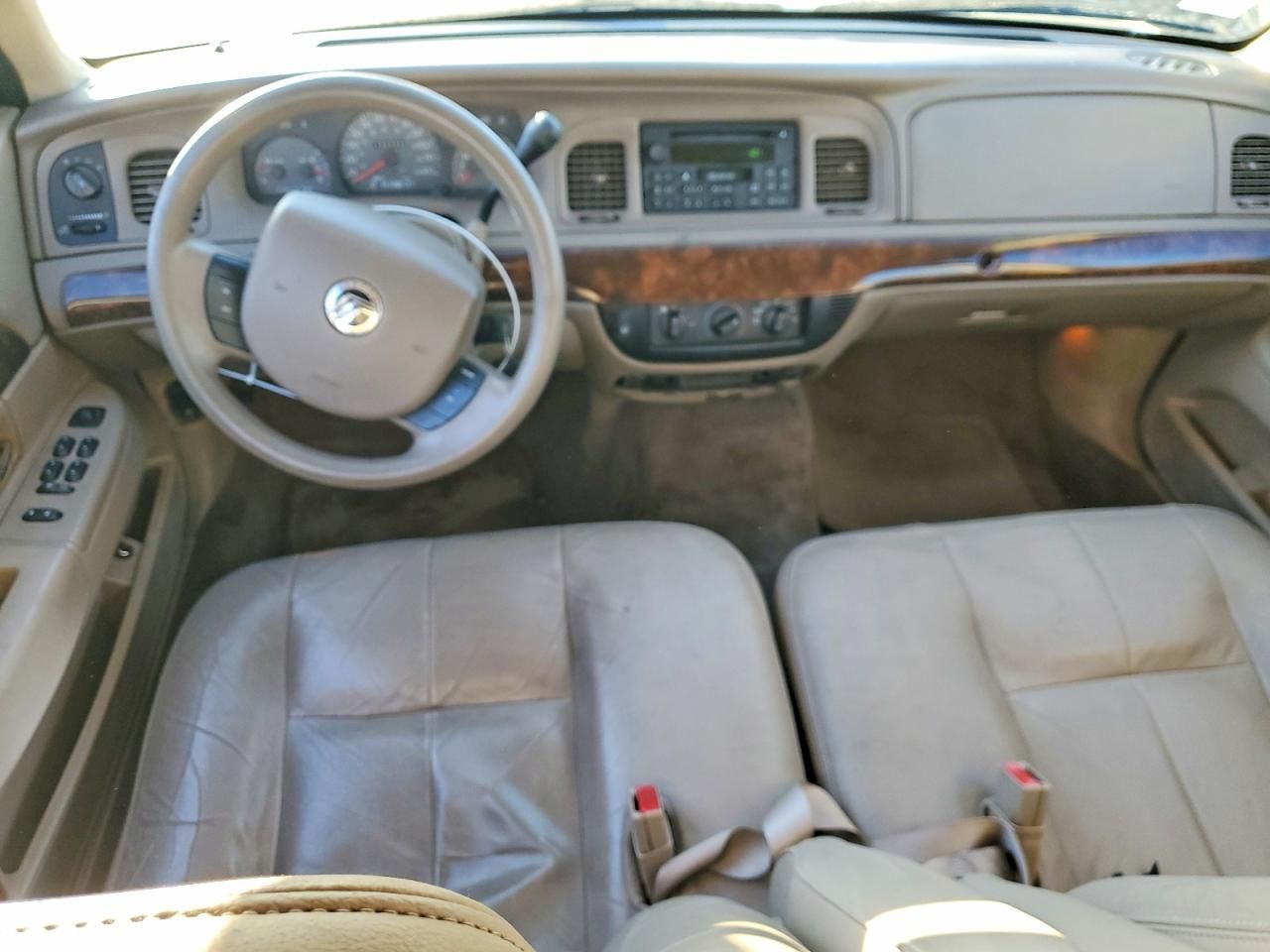 2005 Mercury Grand Marquis gs