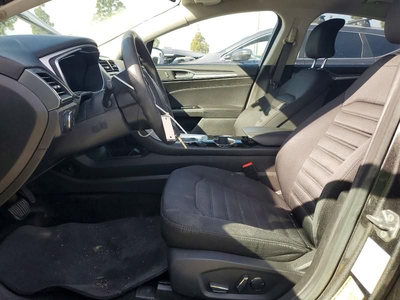 2016 Ford Fusion se Hybrid