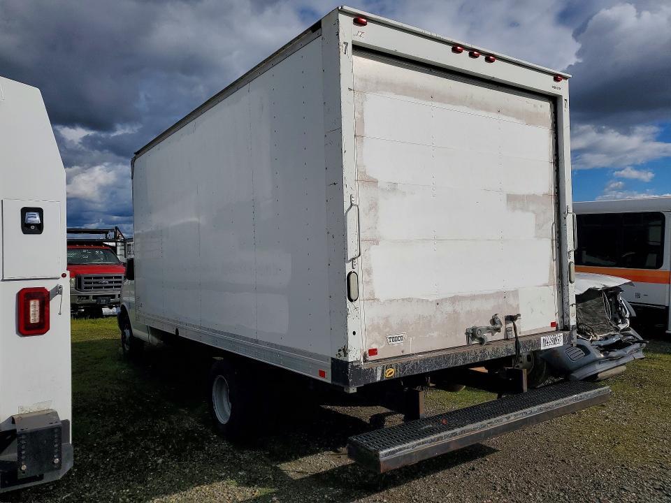 2014 Chevrolet Express box Truck
