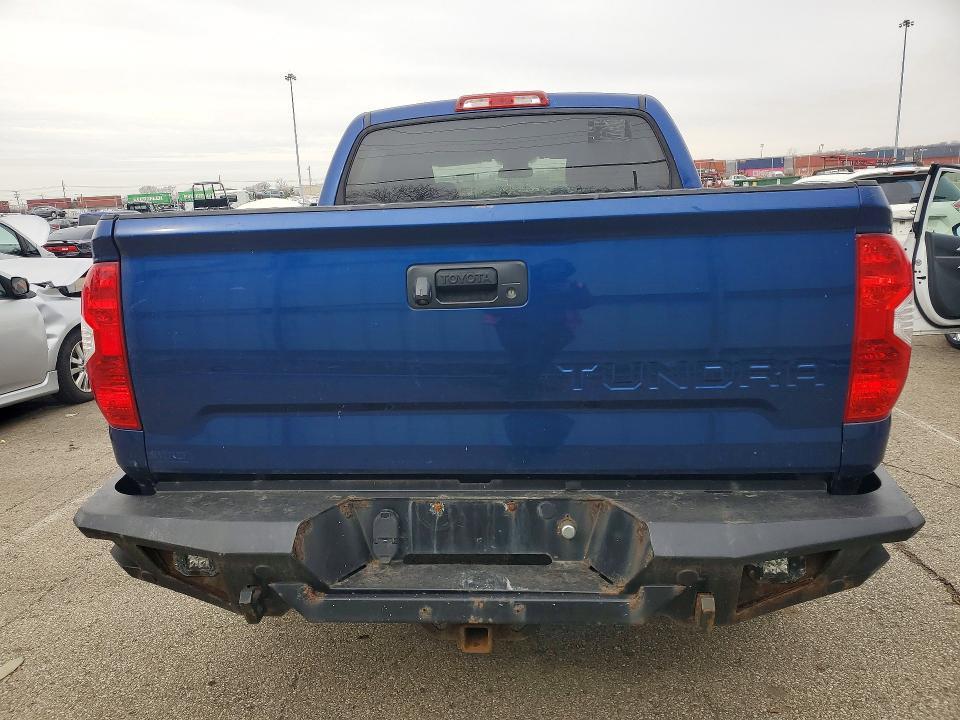 2015 Toyota Tundra SR5