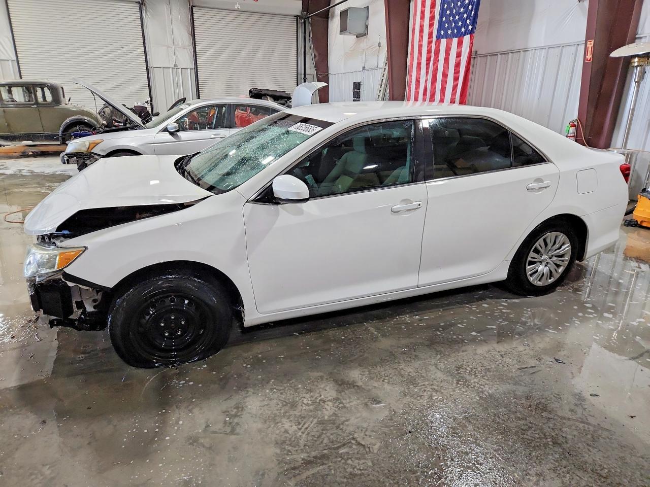 2014 Toyota Camry l