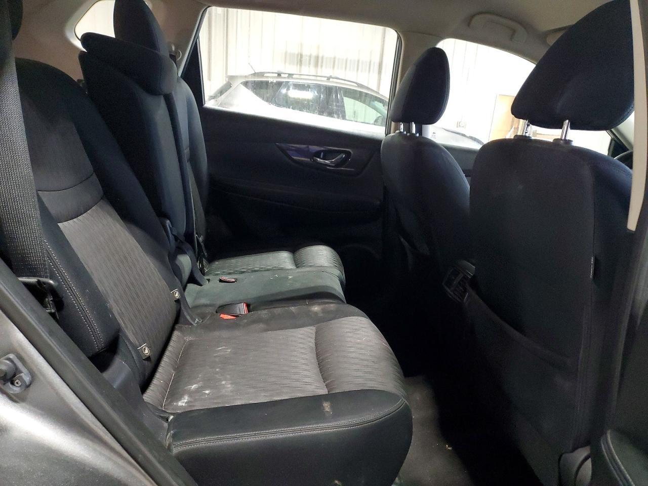 2017 Niss Rogue s