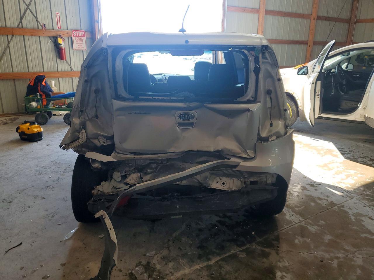 2011 KIA Soul +
