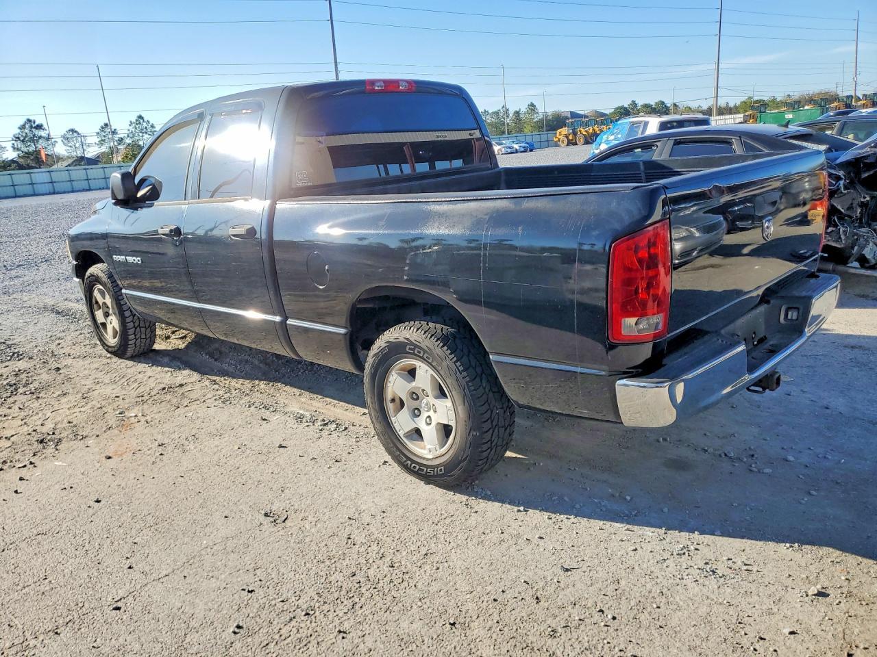 2005 Dodge RAM 1500 ST