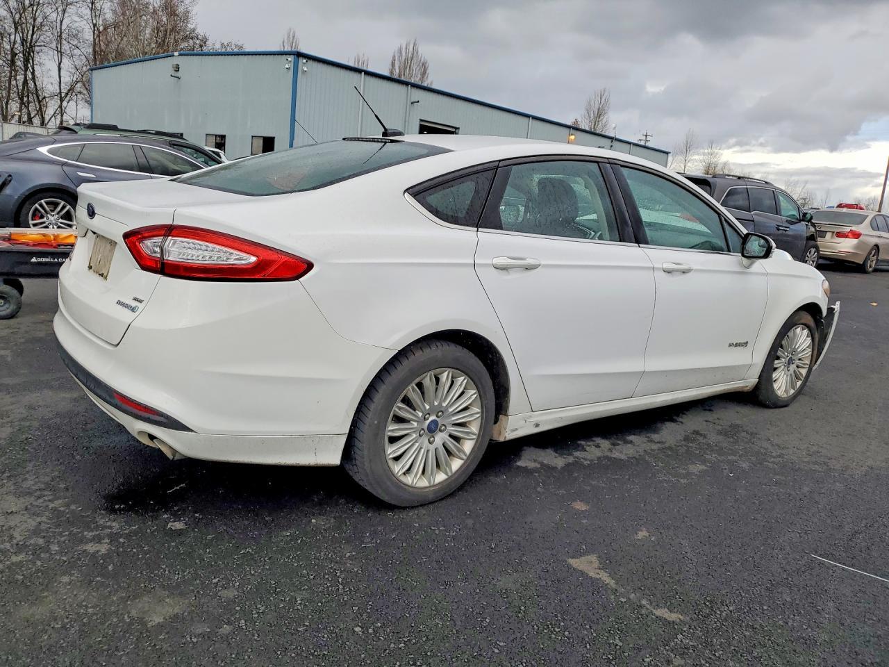 2015 Ford Fusion se Hybrid