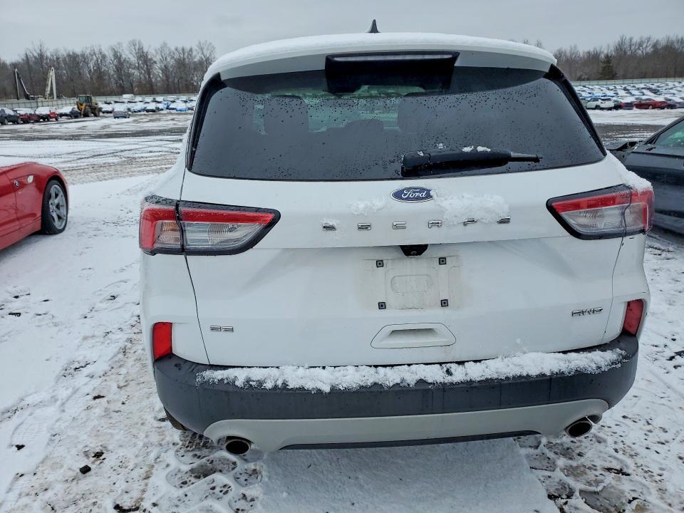 2021 Ford Escape se