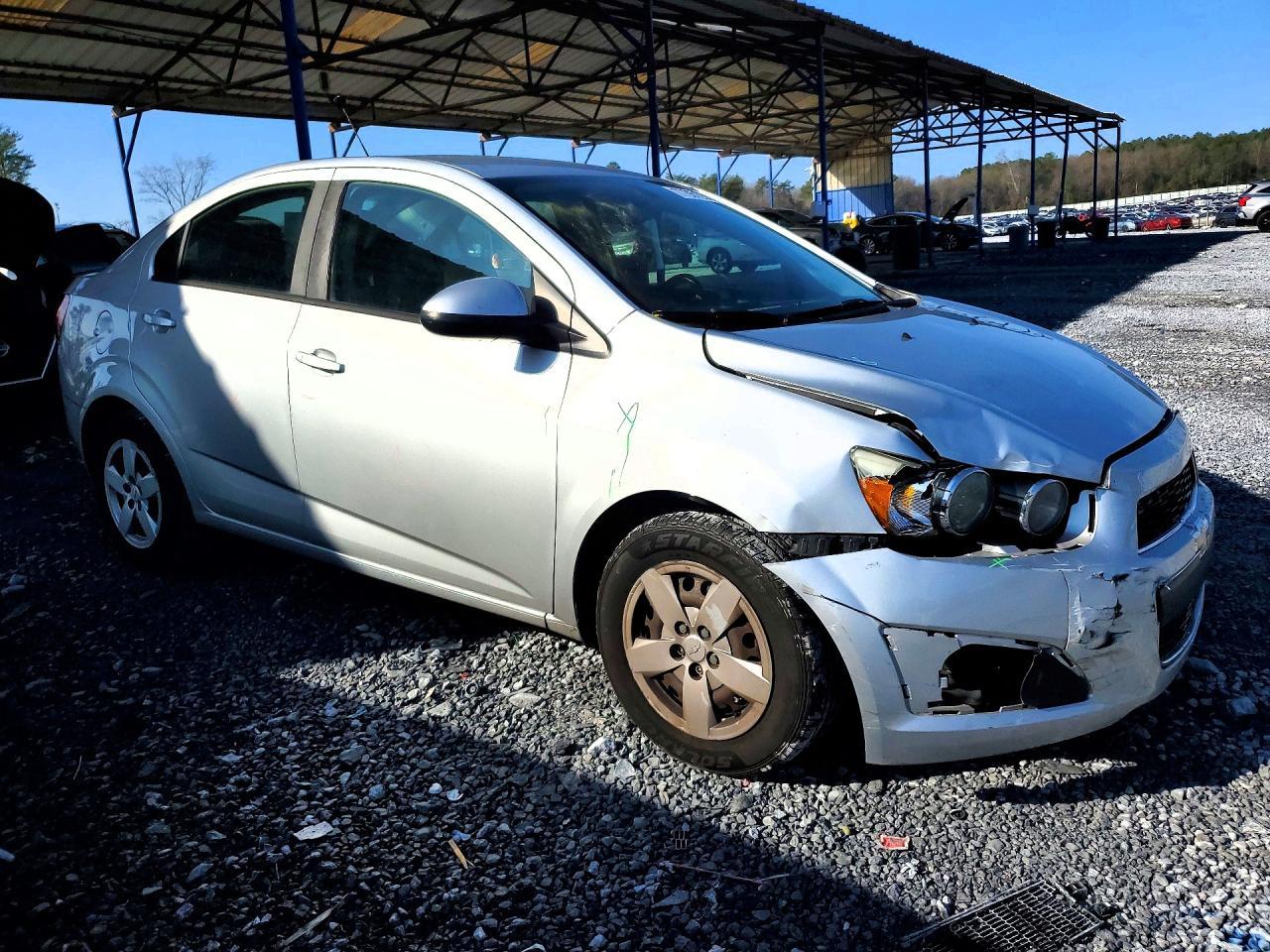 2016 Chevrolet Sonic ls