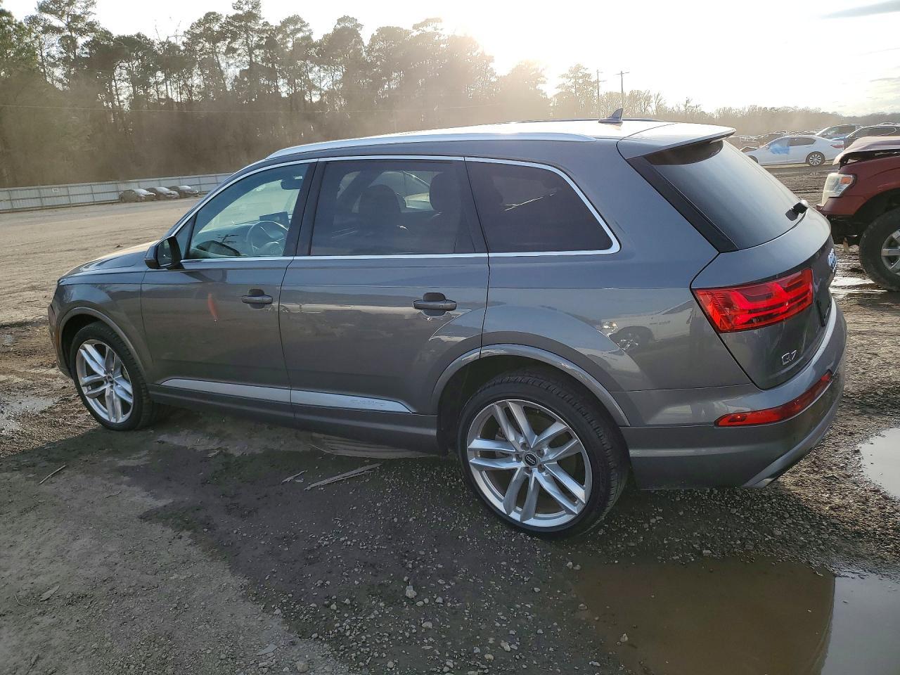 2017 Audi Q7 Prestige