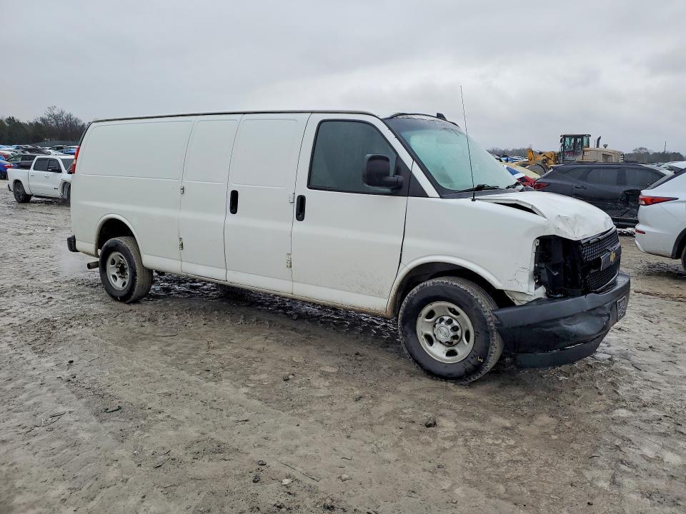 2018 Chevrolet Express 3500 Delivery Van