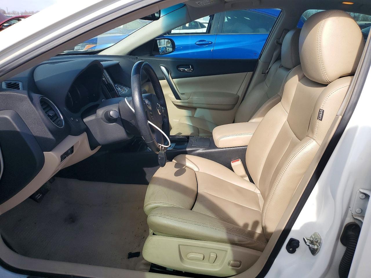 2013 Nissan Maxima s