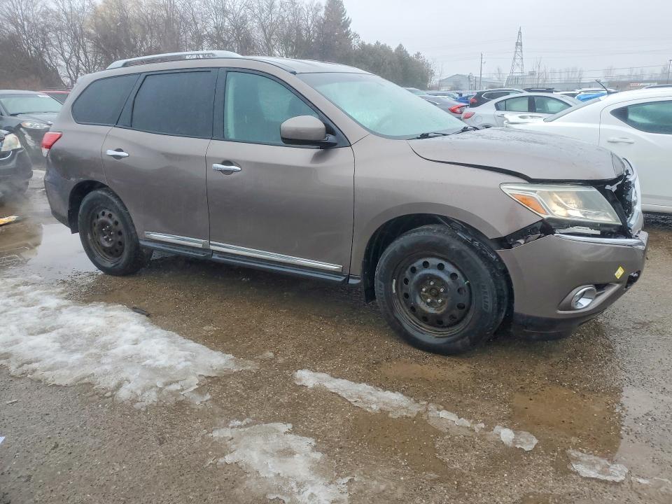 2013 Nissan Pathfinder s