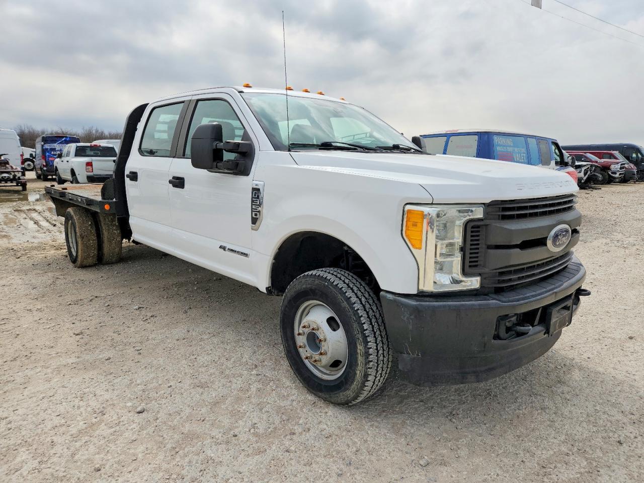 2017 Ford F350 Super Duty Flatbed Truck
