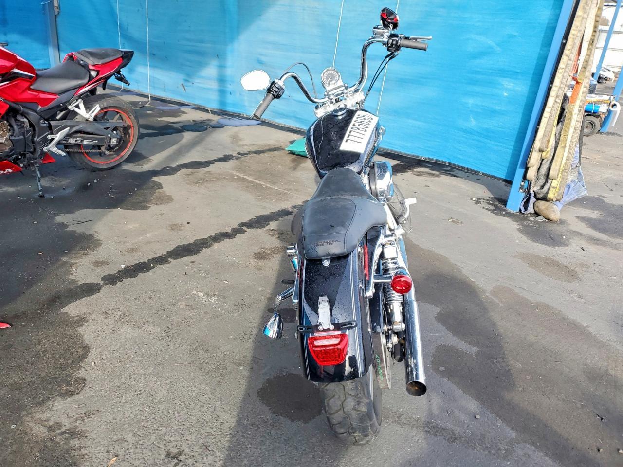 2011 Harley-Davidson XLH1200 C