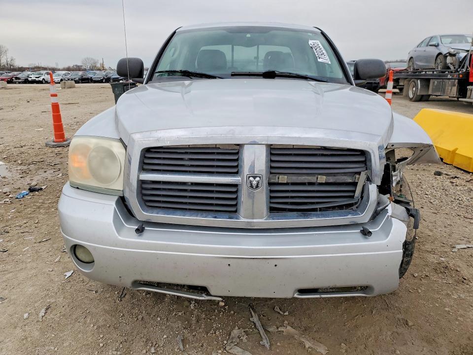 2005 Dodge Dakota Quad Laramie