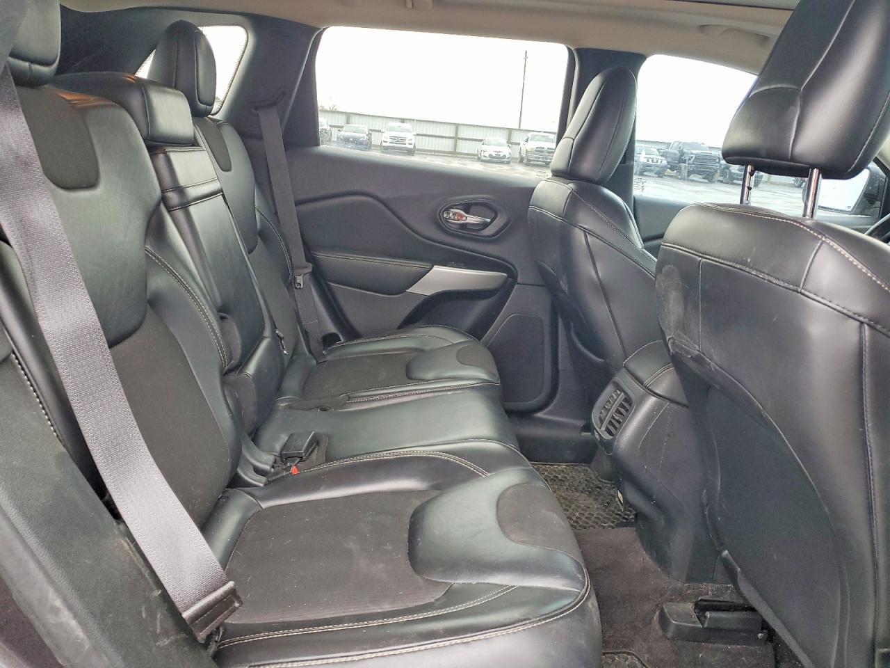 2018 Jeep Cherokee Latitude Plus