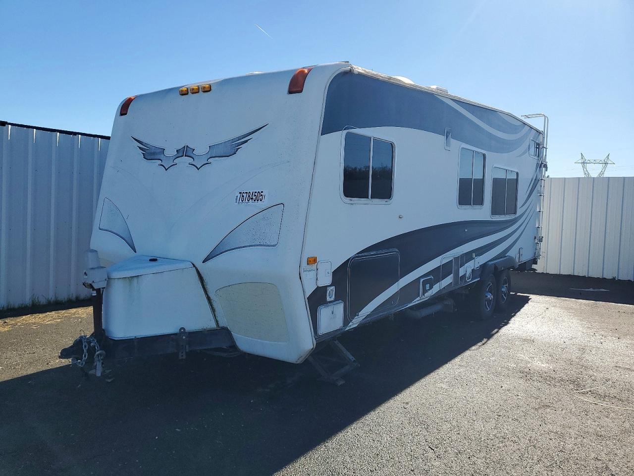 2011 3idm 2011 Warrior Life Style Camper