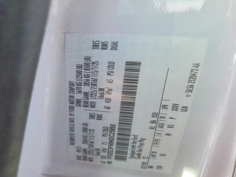 2022 Ford Econoline E350 Super Duty Cutaway Van