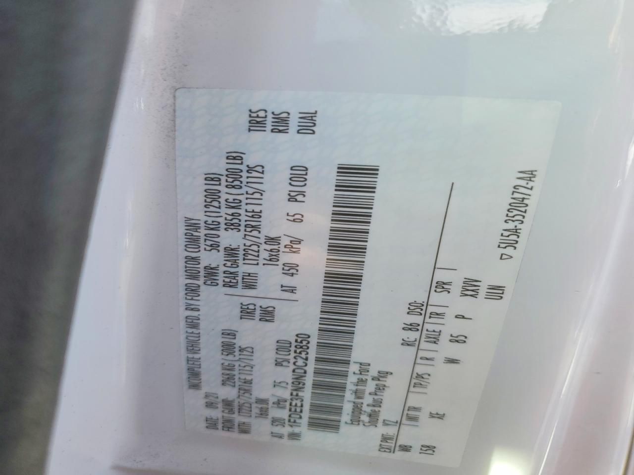 2022 Ford Econoline E350 Super Duty Cutaway Van