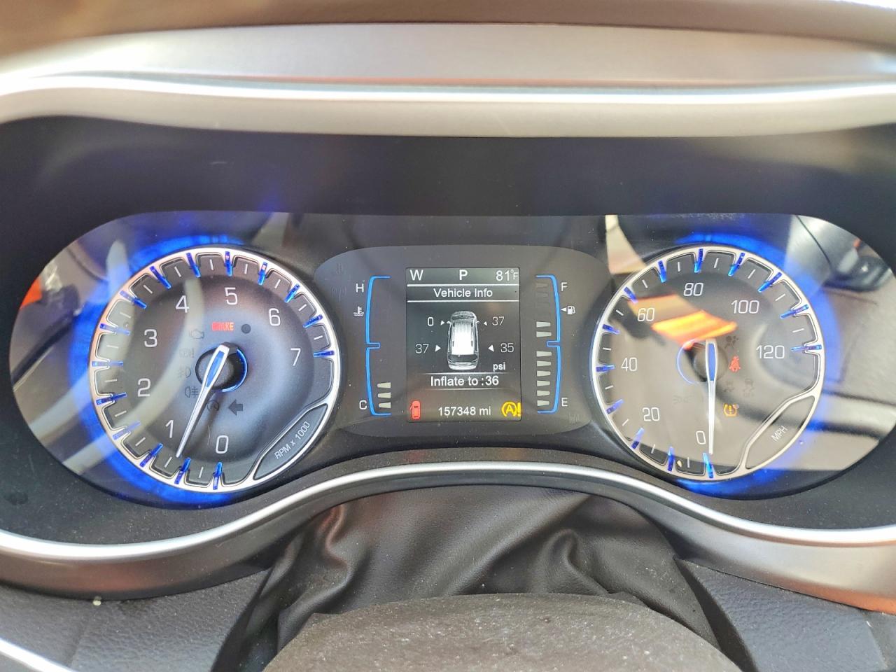 2017 Chrysler Pacifica Touring l
