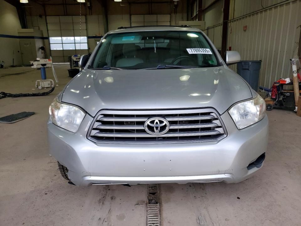 2010 Toyota Highlander Base