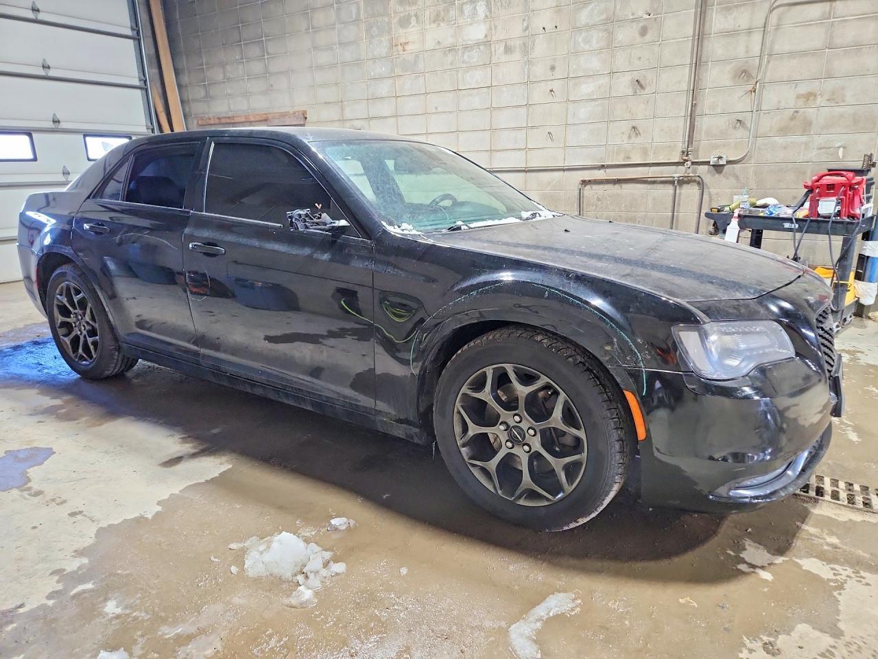 2017 Chrysler 300 s