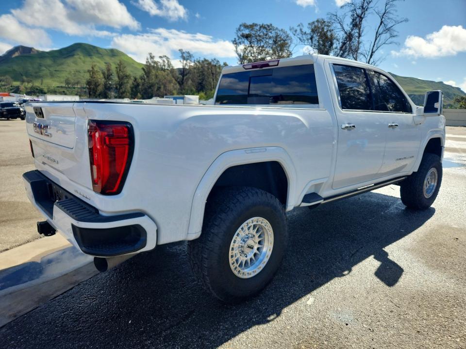 2022 GMC Sierra K2500 Denali