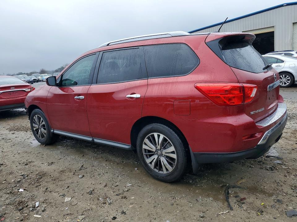 2017 Nissan Pathfinder s