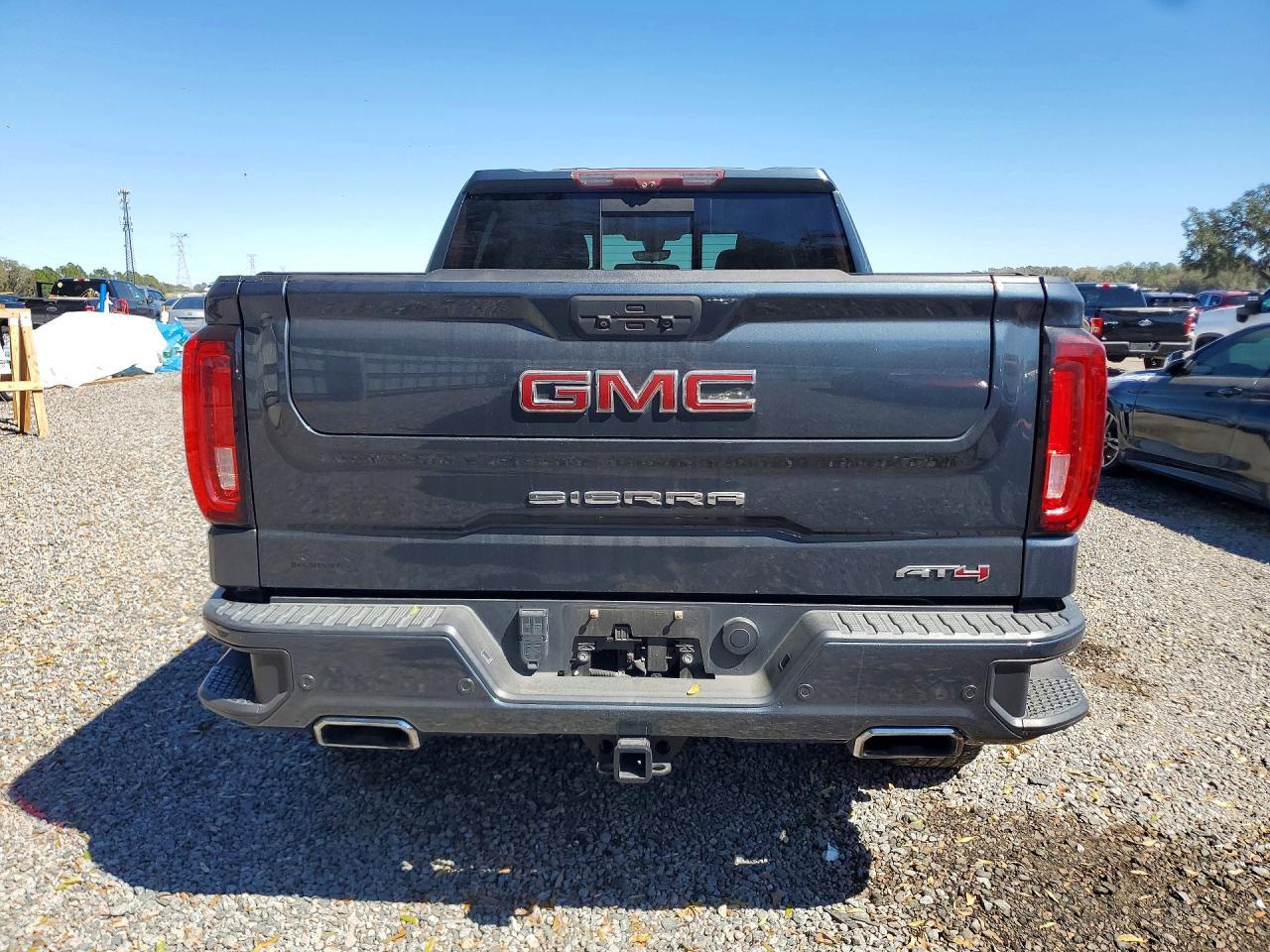 2020 GMC Sierra K1500 AT4