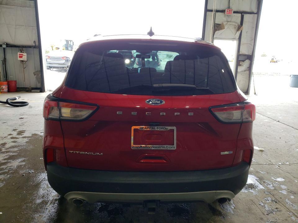 2020 Ford Escape Titanium