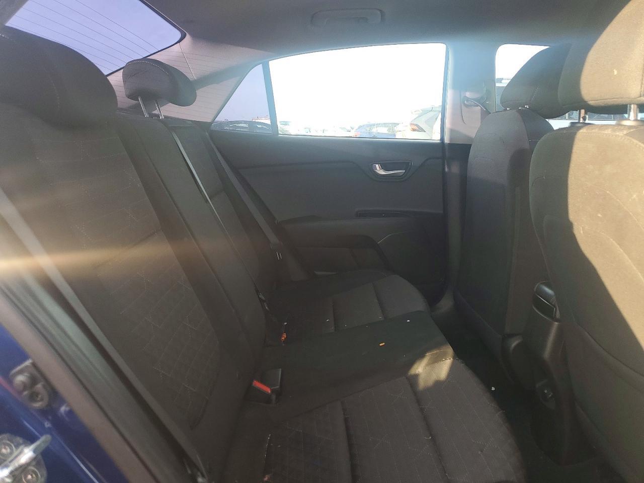2018 KIA Rio s