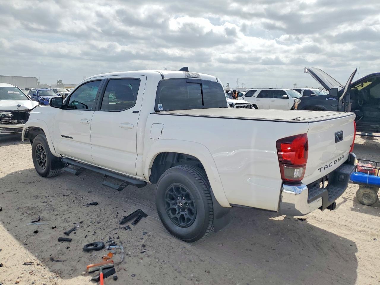 2020 Toyota Tacoma SR5 V6