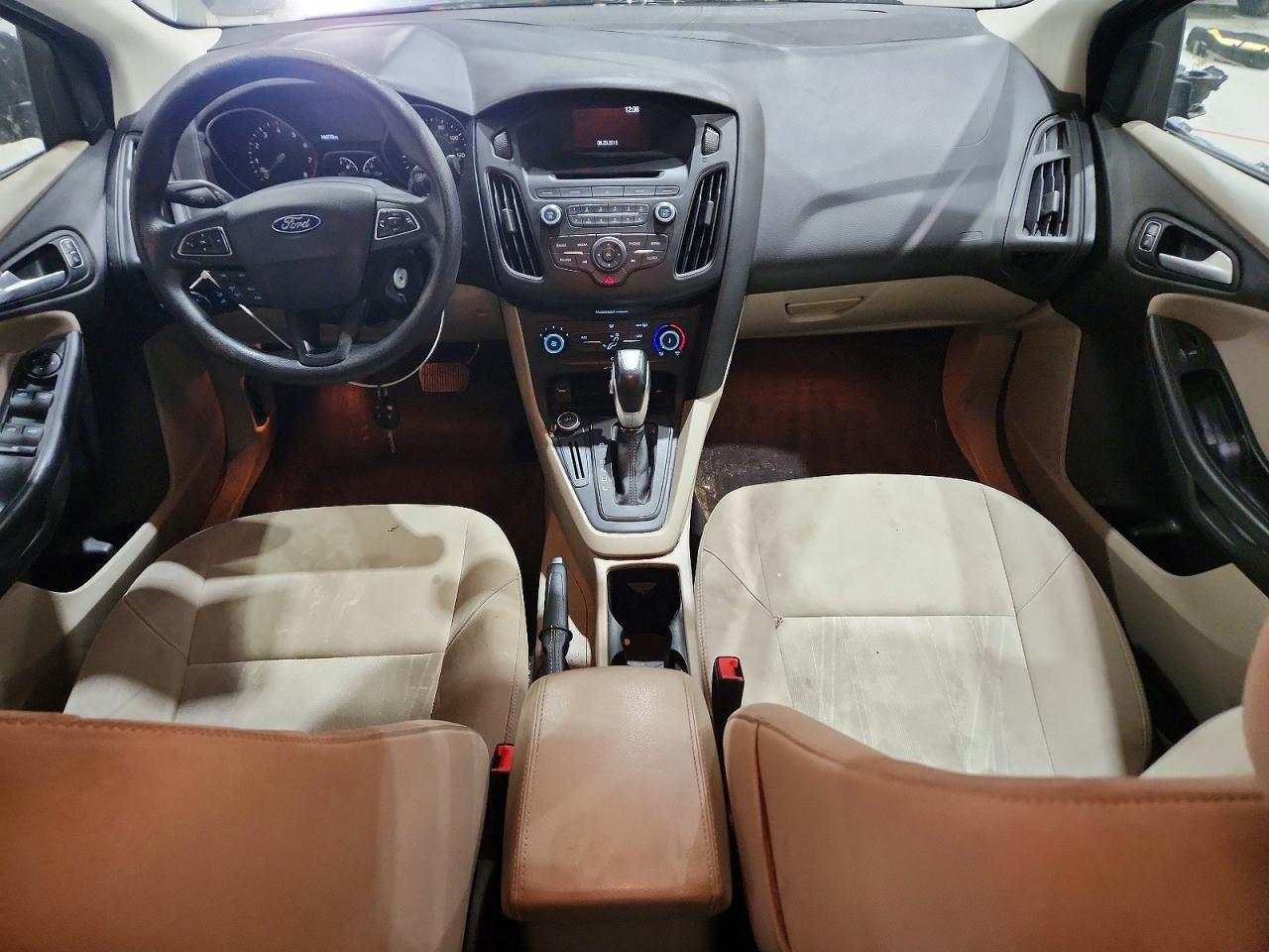 2015 Ford Focus se