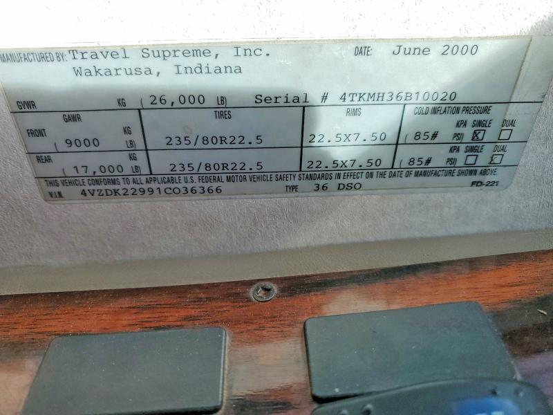2001 Spartan Travel Supreme rv