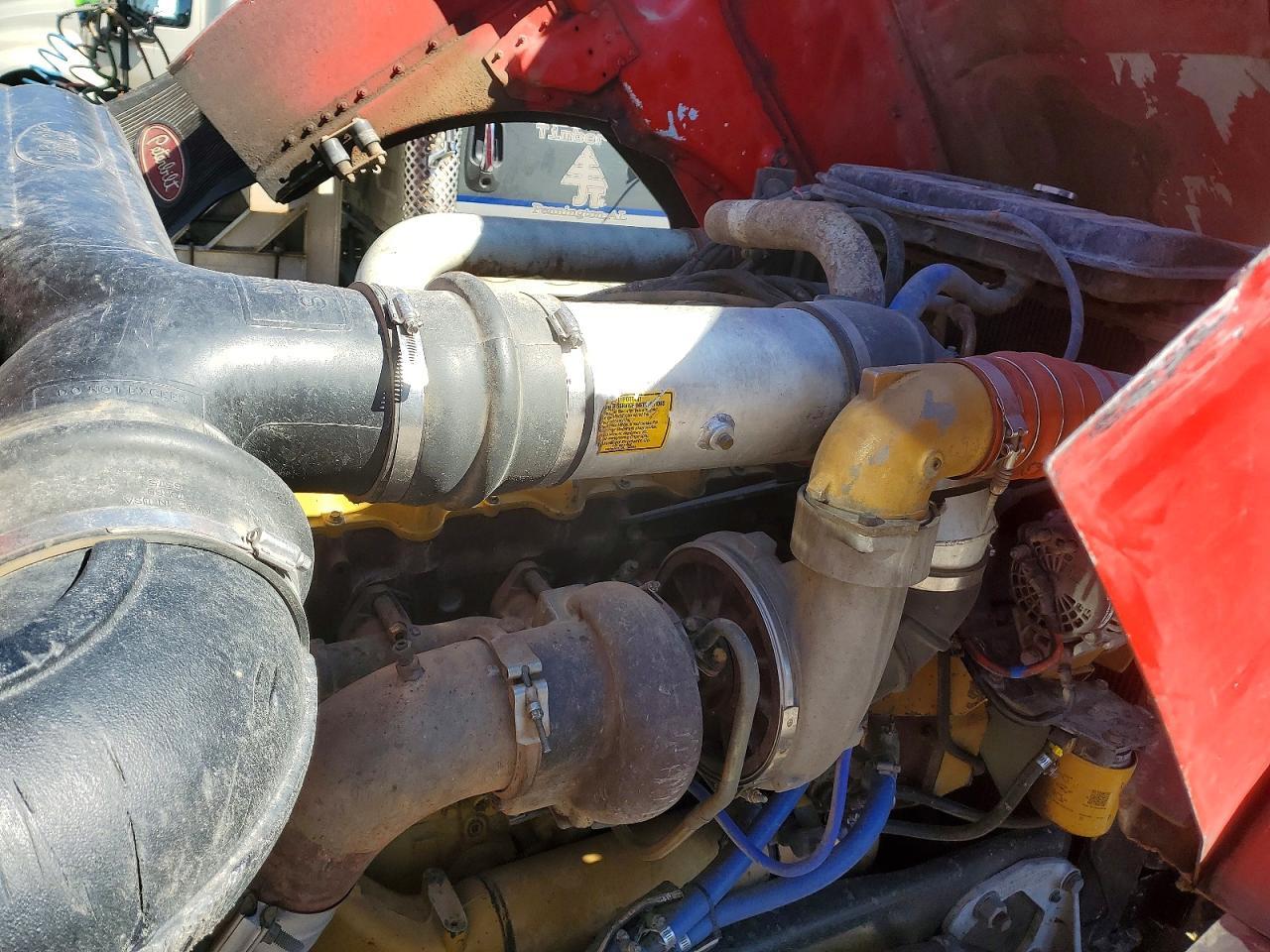 2000 Peterbilt 379-Semi Truck