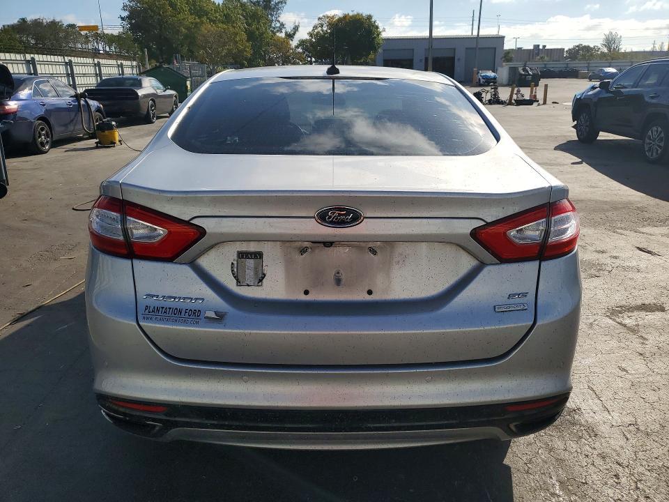 2015 Ford Fusion se