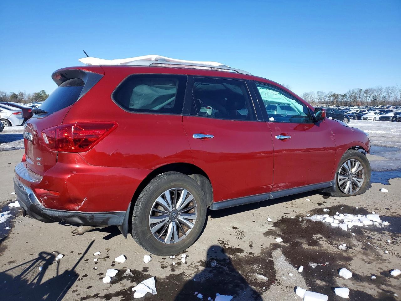 2017 Nissan Pathfinder s