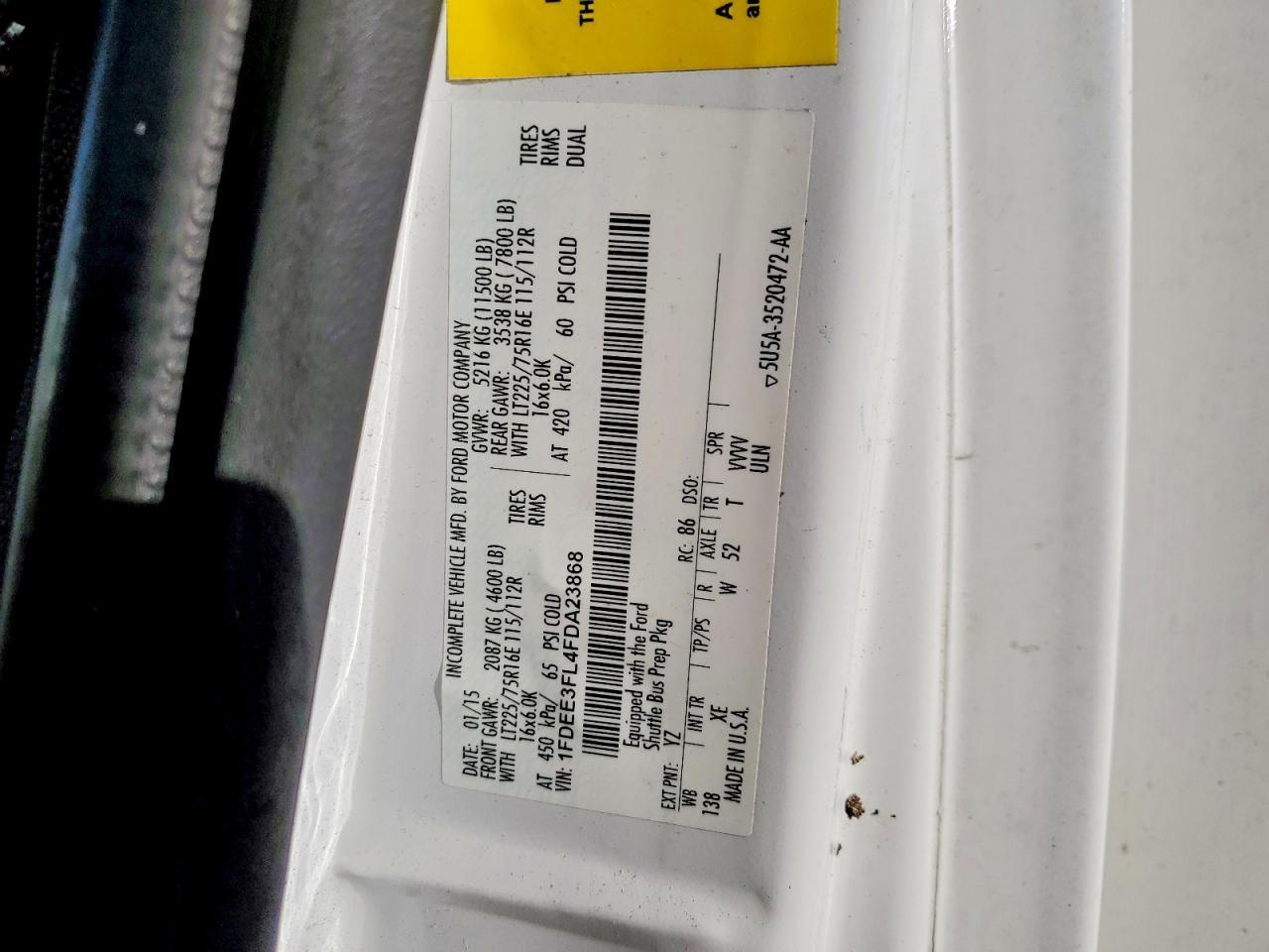 2015 Ford Econoline E350 Super Duty Cutaway Van