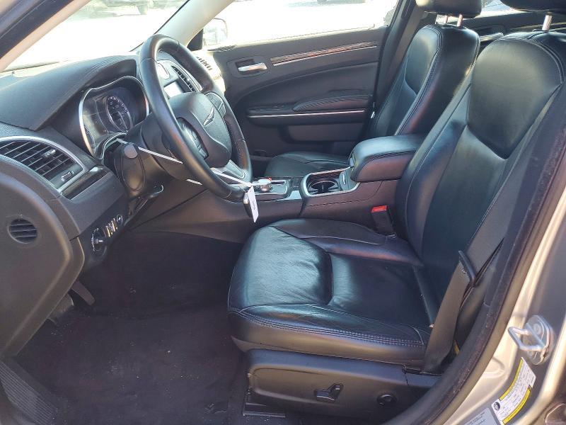2016 Chrysler 300 Limited