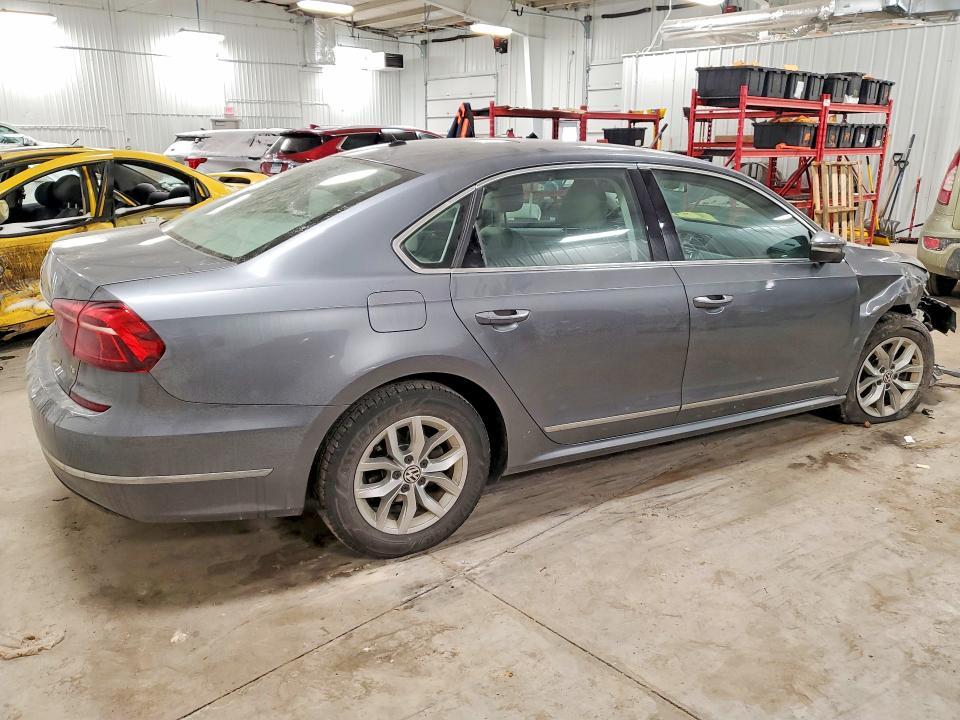 2017 Volkswagen Passat s