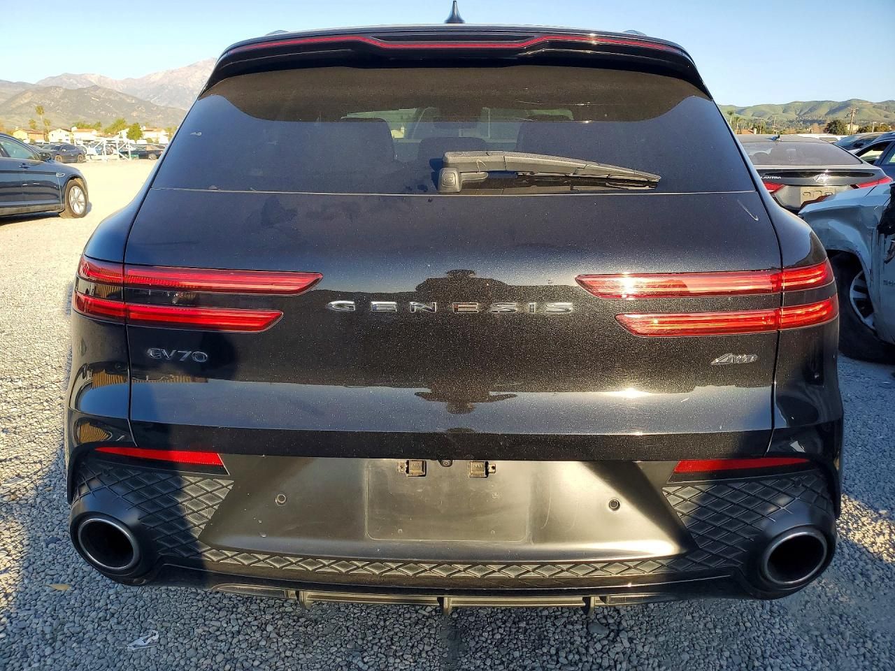 2023 Genesis Gv70 Base