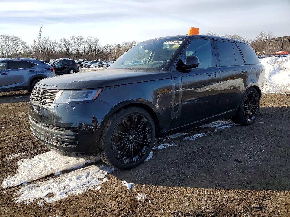 2025 Land Rover Range Rover se