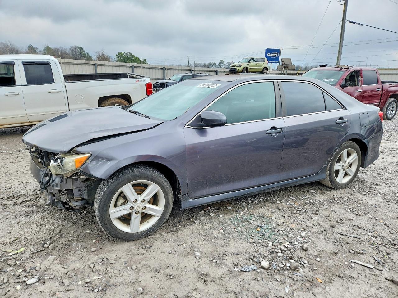 2013 Toyota Camry l