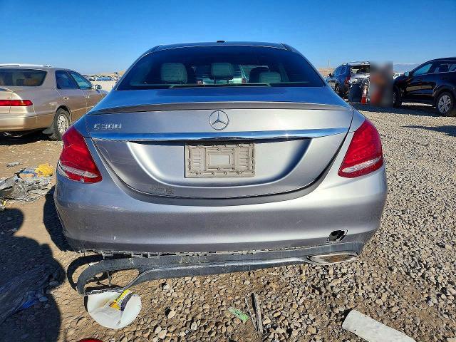 2015 Mercedes-Benz C300