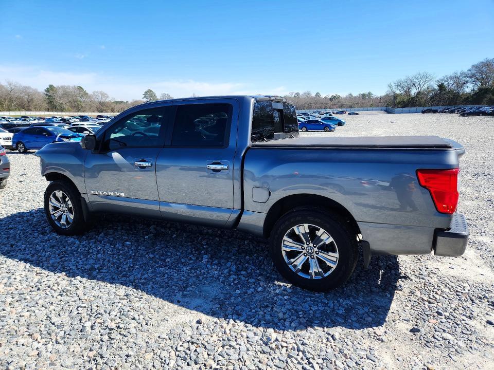 2018 Nissan Titan SV